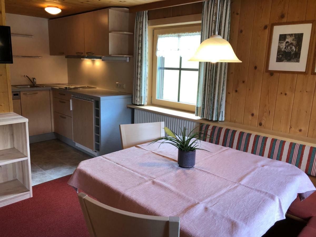 Haus Gstueat Apartment Лех ам Алберг Екстериор снимка