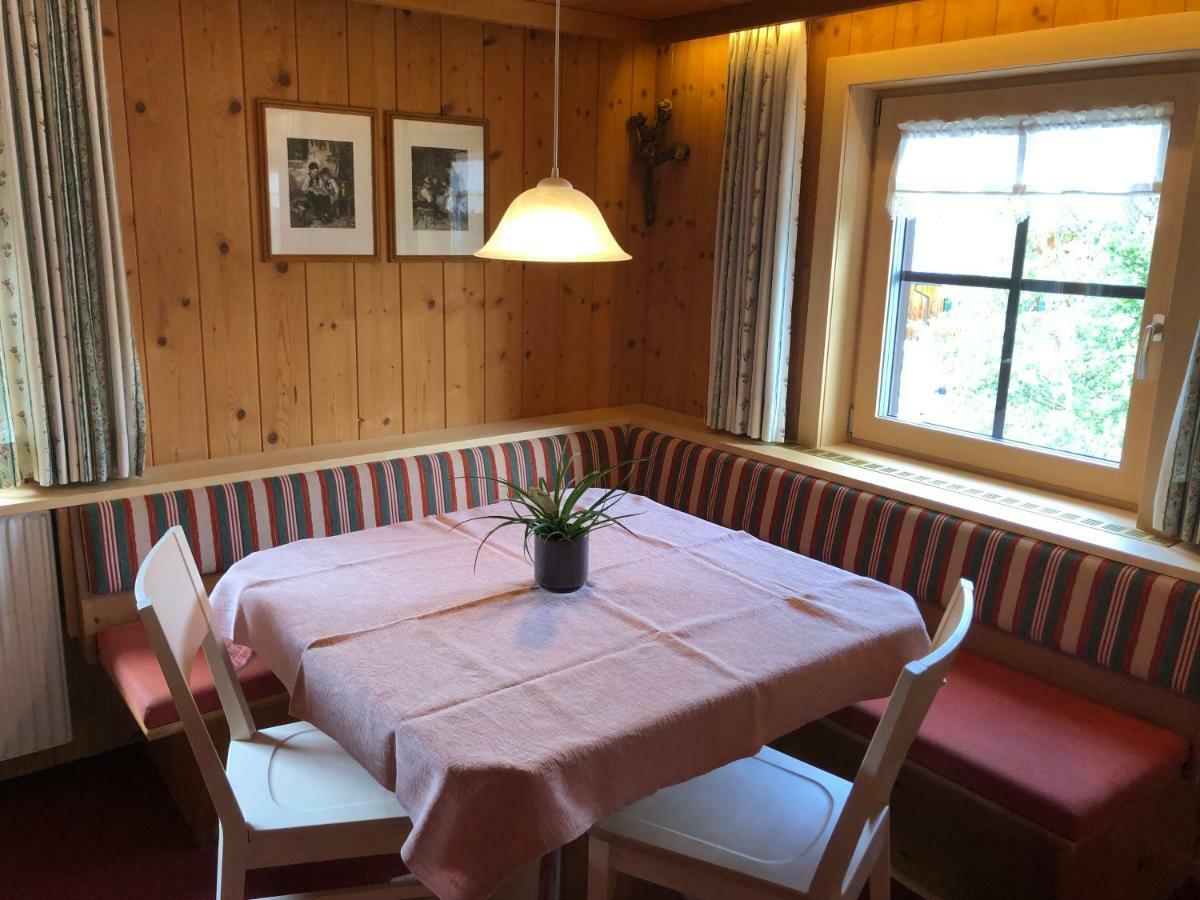 Haus Gstueat Apartment Лех ам Алберг Екстериор снимка
